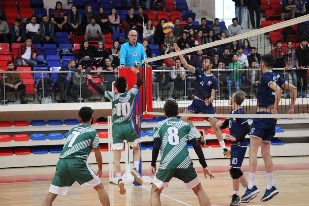 KYK Voleybol Türkiye Finali Grup Eleme Maçları sona erdi 