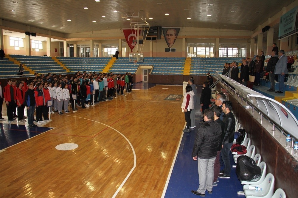 KYK’lılar potada buluştu 