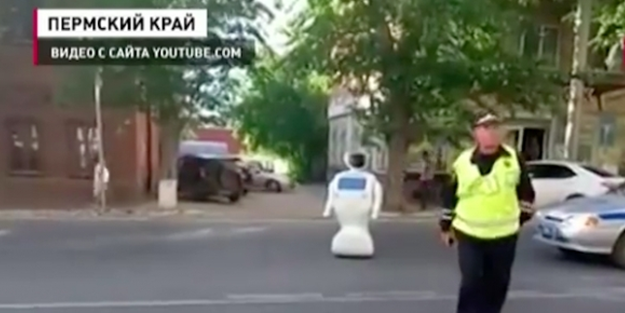 Laboratuvardan kaçan robot ortalığı birbirine kattı!