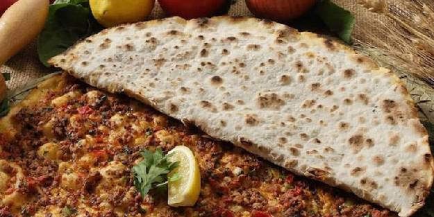 Lahmacun tarifi, nasıl yapılır?