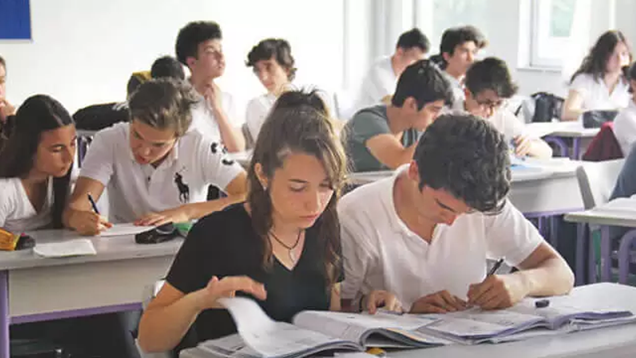 Laik atak hastaları dikkat: Artık Batı da karma eğitime karşı!