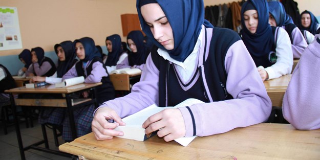 Laik devletin temelinde İmam Hatipli olmak