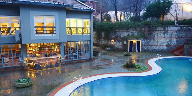 Laikçi kafanın derdi bilim değil ayyaş üretmek! "Niye ilk 500'de değiliz" demek yerine "Niye sarhoş olamıyoruz" yaygarası