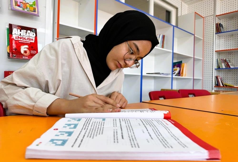 Laikçiler iktidar olsa okuma hakkı bile yoktu! Minik Melike'yi deprem bile durduramadı