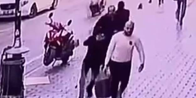 Laleli'de gündüz vakti gasp dehşeti! 3 milyon doları böyle kurtardılar