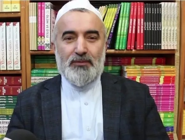 Lamı-cimi yok! Şeriat karşıtlığı gâvurluktur