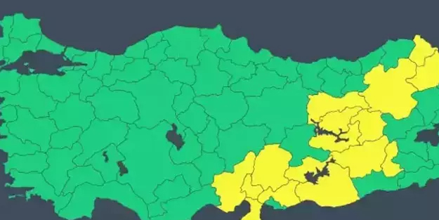 Lapa lapa kar yağışını gören gözlerine inanamadı! Yaz gelmiyor, kış geri döndü! Sıcaklıklar daha da düşecek