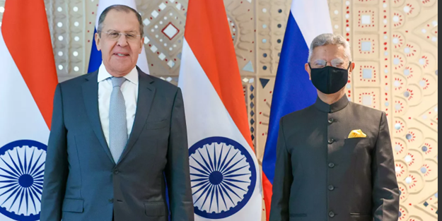 Lavrov: 'ABD, Rusya ve Hindistan'ın S-400 konusundaki işbirliğini...'