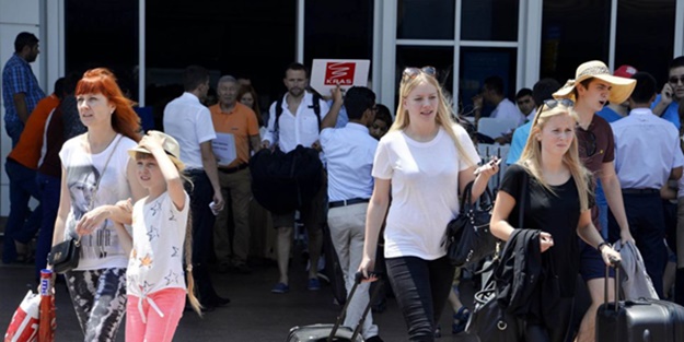 Lavrov 'Bunu yasaklayamayız' demişti! Türkiye'ye gelmek için bakın neler yapıyorlar