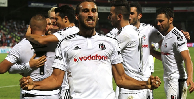 Lazio Cenk transferi için düğmeye bastı