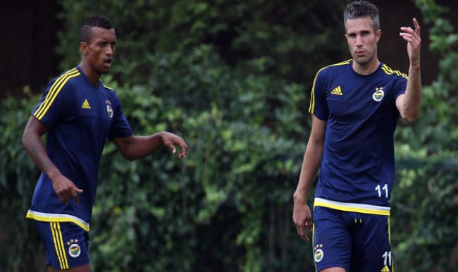 Lazio'nun Van Persie ısrarı