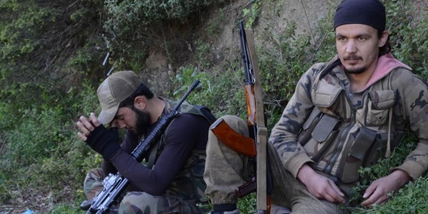 Lazkiye'de yaralanan Türkmenler Türkiye'de