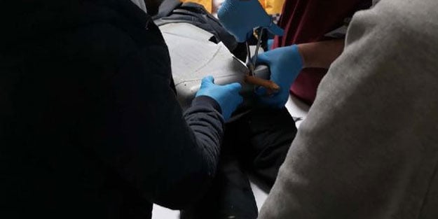 Leğenle kayan çocuğun kalçasına dal parçası saplandı