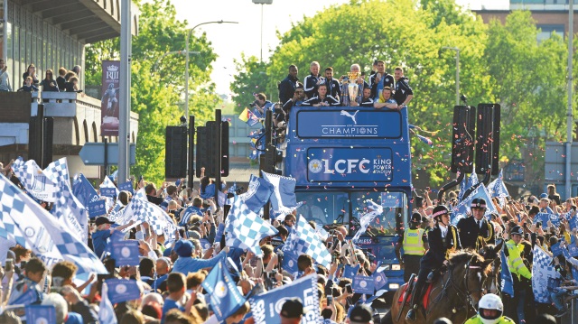 Leicester City'de 100 bin kişilik parti