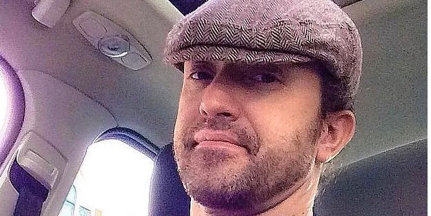 Lensini çıkarmadı, gözünü kaybetti!