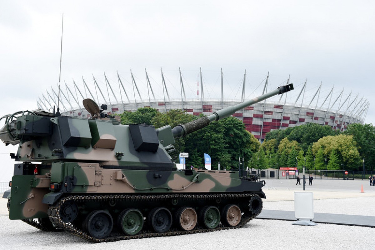 Letonya, Ukrayna’ya 6 adet obüs bağışladı