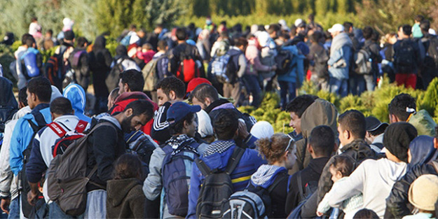 Letonya'dan da skandal sığınmacı kararı