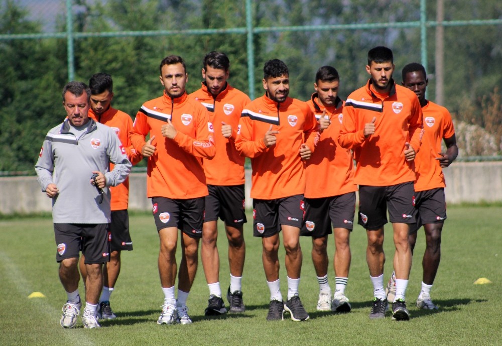 Levent Eriş, Anadaspor’un başında ilk antrenmanına çıktı 