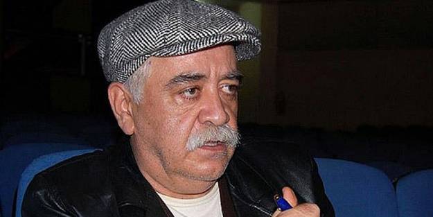 "Levent Kırca'ya namazı anlattım" diyen Seksenler oyuncusu açıkladı: Elde iki tane tılsım var