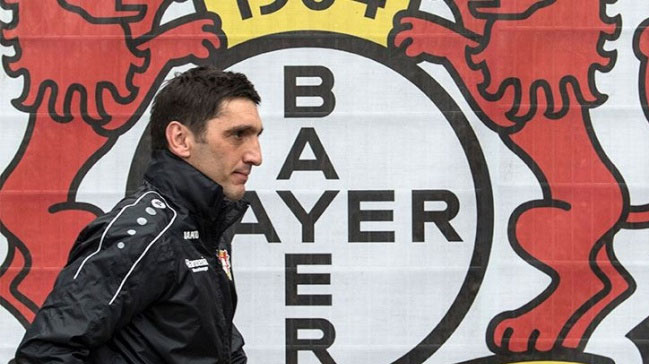 Leverkusen'in başına geçen Tayfun Korkut'a Löw kefil oldu