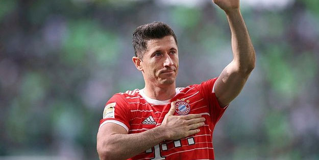 Lewandowski'yi resmen açıkladılar