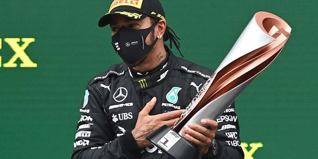 Lewis Hamilton'a pistle ilgili olay gönderme!