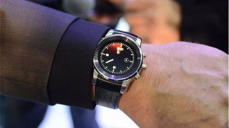 LG G6 ile birlikte 4 de yeni saat geliyor!