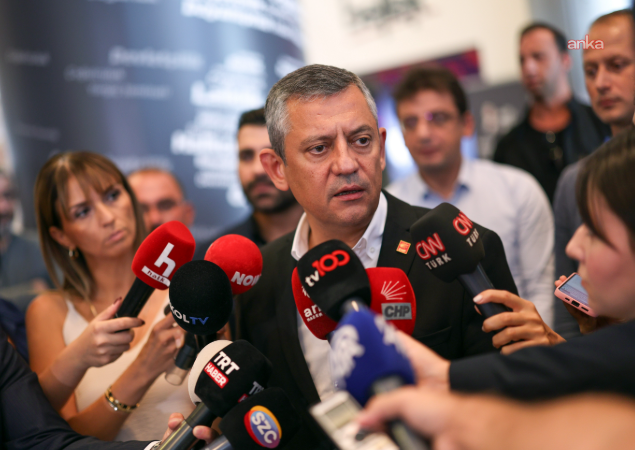 LGBT destekçisi Özgür’den doğum oranı vaadi! Erdoğan’ın 3 çocuk tavsiyesine de kondu