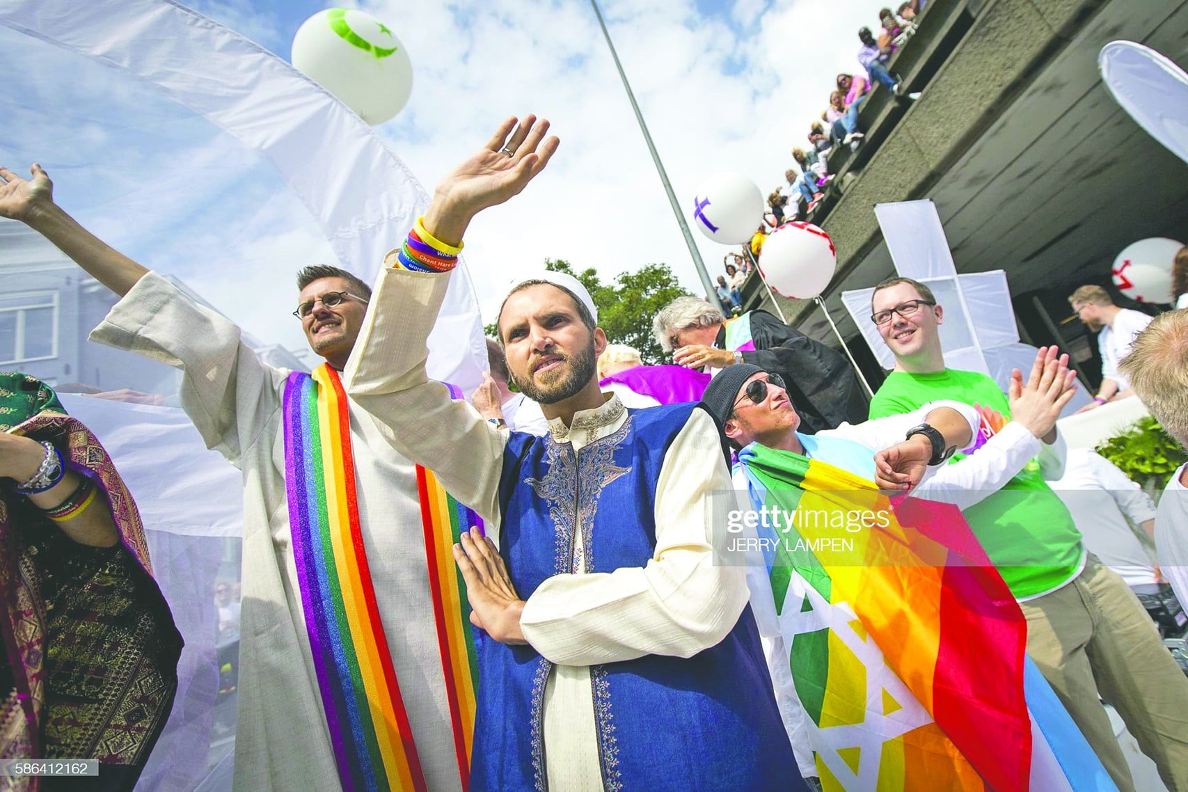 LGBT-İ illetine zillet sponsor!