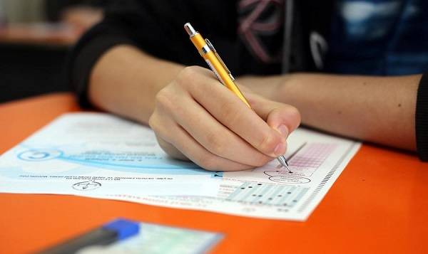 LGS’ye giderken yanımda su götürmem yasak mı?