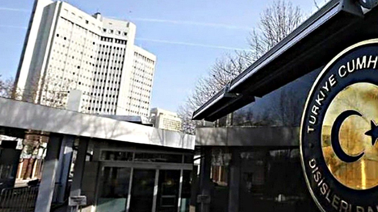 Libya 2 İçişleri bakanına ülkeye girişi yasaklandı! İstenmeyen kişi ilan etti