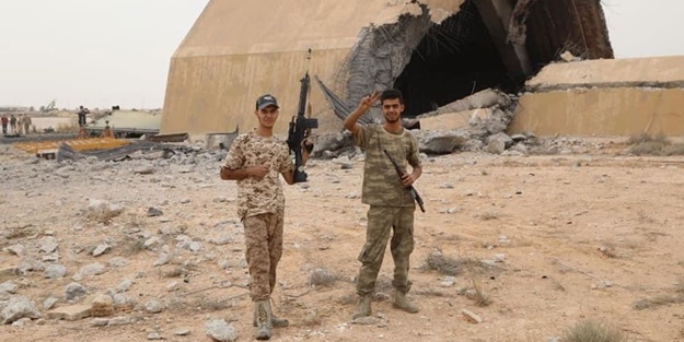 Libya hükümetinin Vatiyye Üssü'nü Hafter milislerinden geri alması dünya basınına damga vurdu