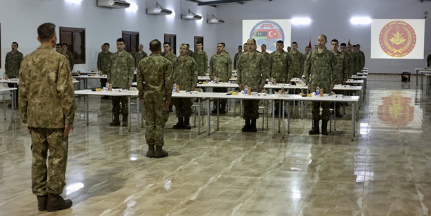 Libya’da görevli TSK mensupları ilk sahurlarını yaptı