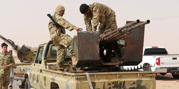 Libya'da Hafter güçleri takviyeye devam ediyor