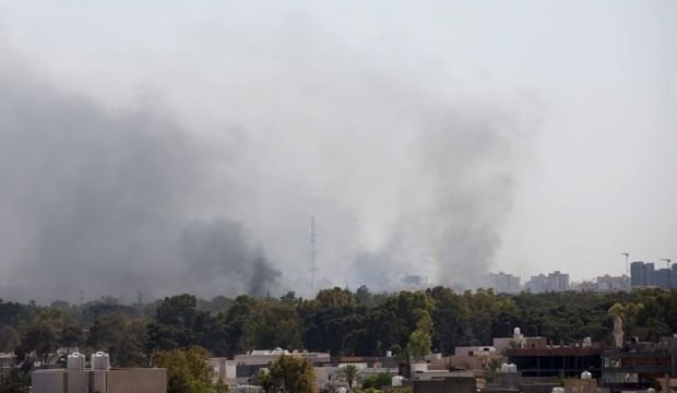 Libya'da hayvanat bahçesini bombaladılar!