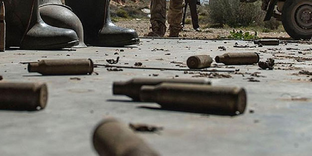 Libya'nın başkenti Trablus'ta milis gruplar çatıştı