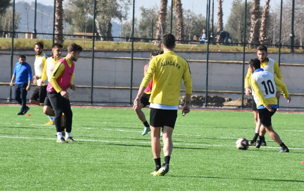 Lider Aliağaspor FK, Tavşanlı Linyitspor’u konuk edecek 