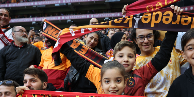 Lider, ikramı geri çevirmedi!