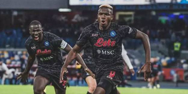 Lider Napoli durdurulamıyor