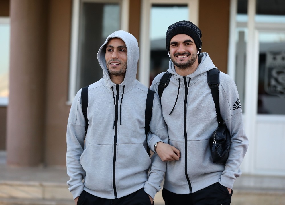 Lider Sivasspor İstanbul’a gitti 