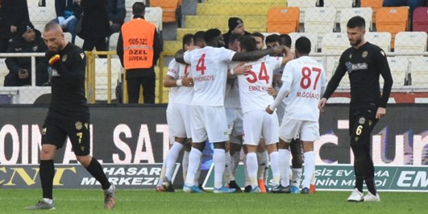 Ligde fırtına gibi esiyor! Tarihe geçtiler