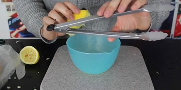 Limon sıkmanın en zahmetsiz yolu