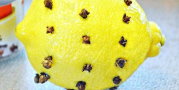 Limonların üzerine karanfil saplayıp masanıza koyarsanız...