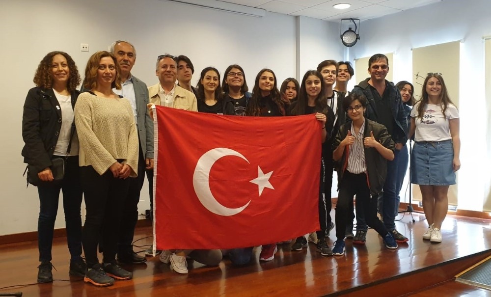 Lise öğrencileri Avrupa kültürünü öğrendi 