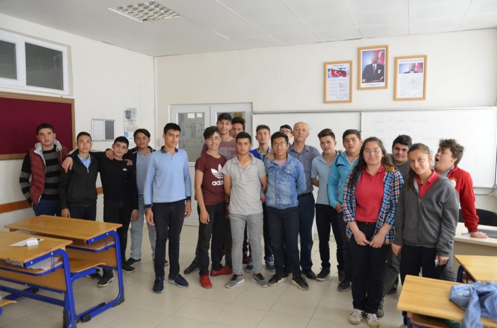 Lise öğrencilerinin hayatına yeni bir pencere ekleniyor 