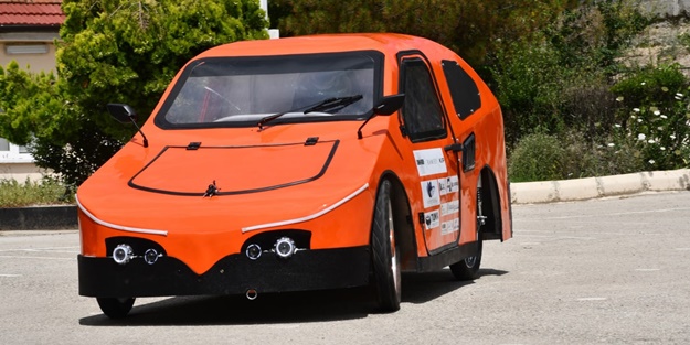 Lise öğrencilerinin tasarladığı elektrikli araçlar TEKNOFEST'e uğurlandı