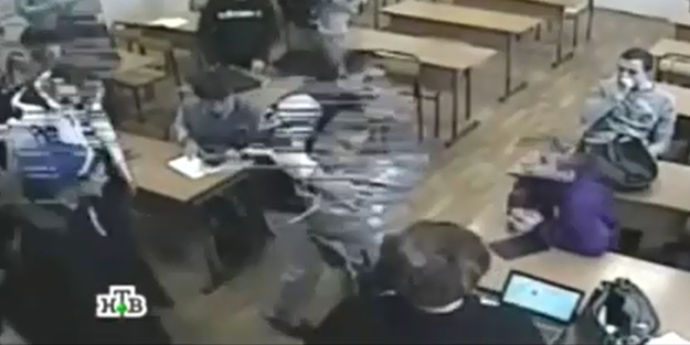 Lisede korkunç ölüm/VİDEO