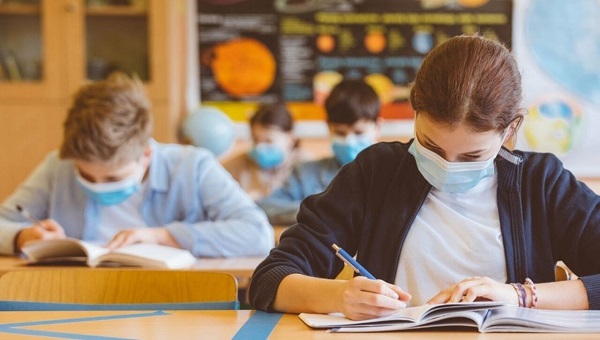 Liseler hangi gün açılacak? Okullar ayın kaçında açılıyor?