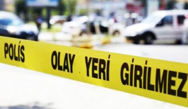 Liseli kız okulda silahla dehşet saçtı!