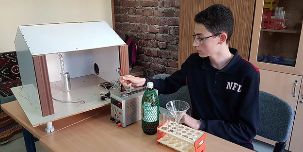 Liseli mucitten zehirli gazları temizleme cihazı